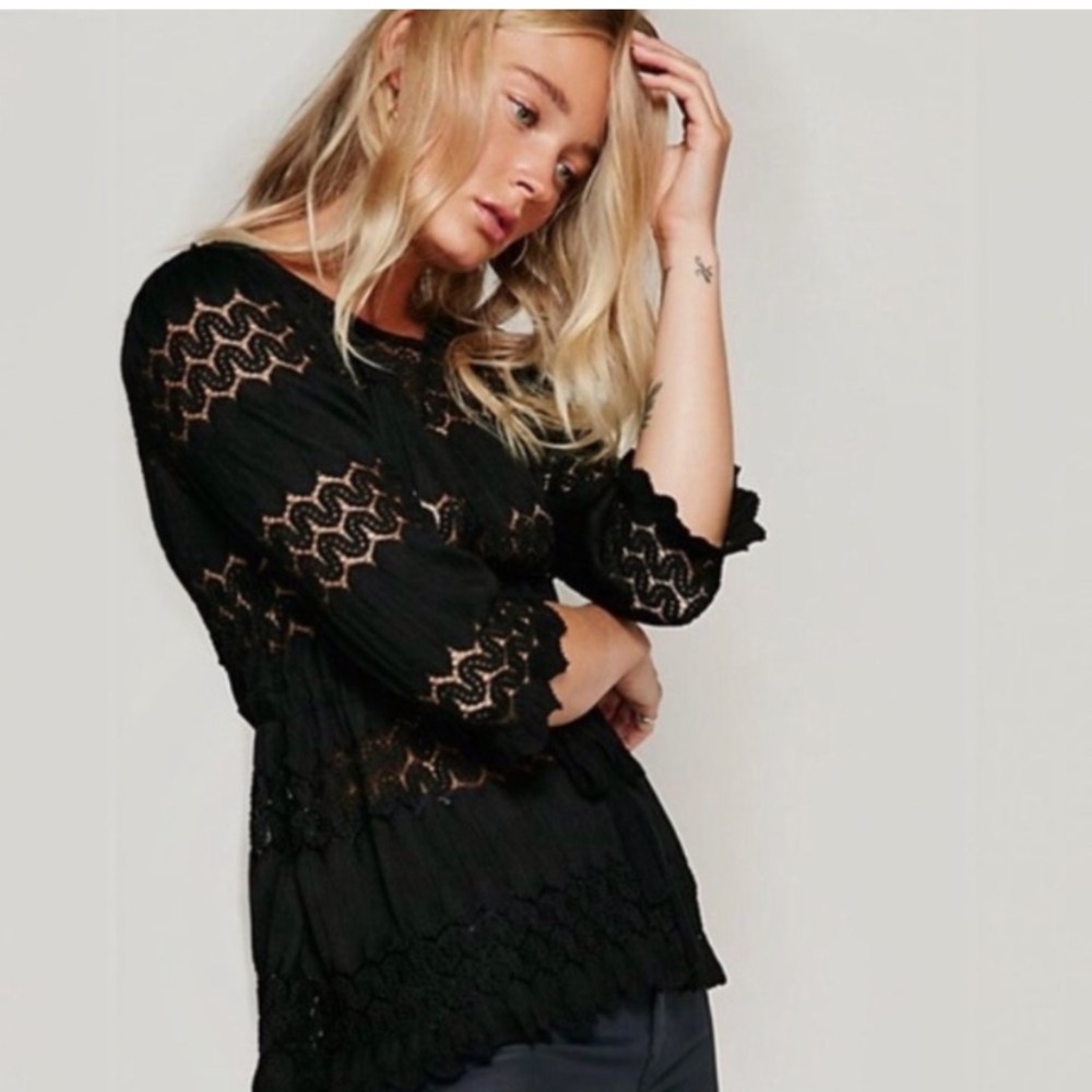 Free People Fire Island Crochet Knit Scalloped Hem Top - Large